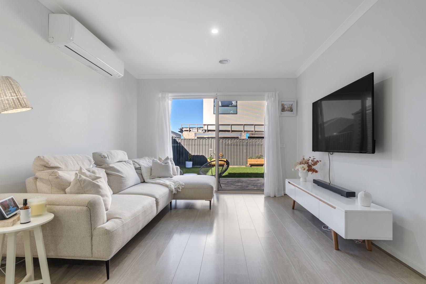 15 Scaevola Road, Craigieburn, VIC 3064, Craigieburn - Thumbnail 4