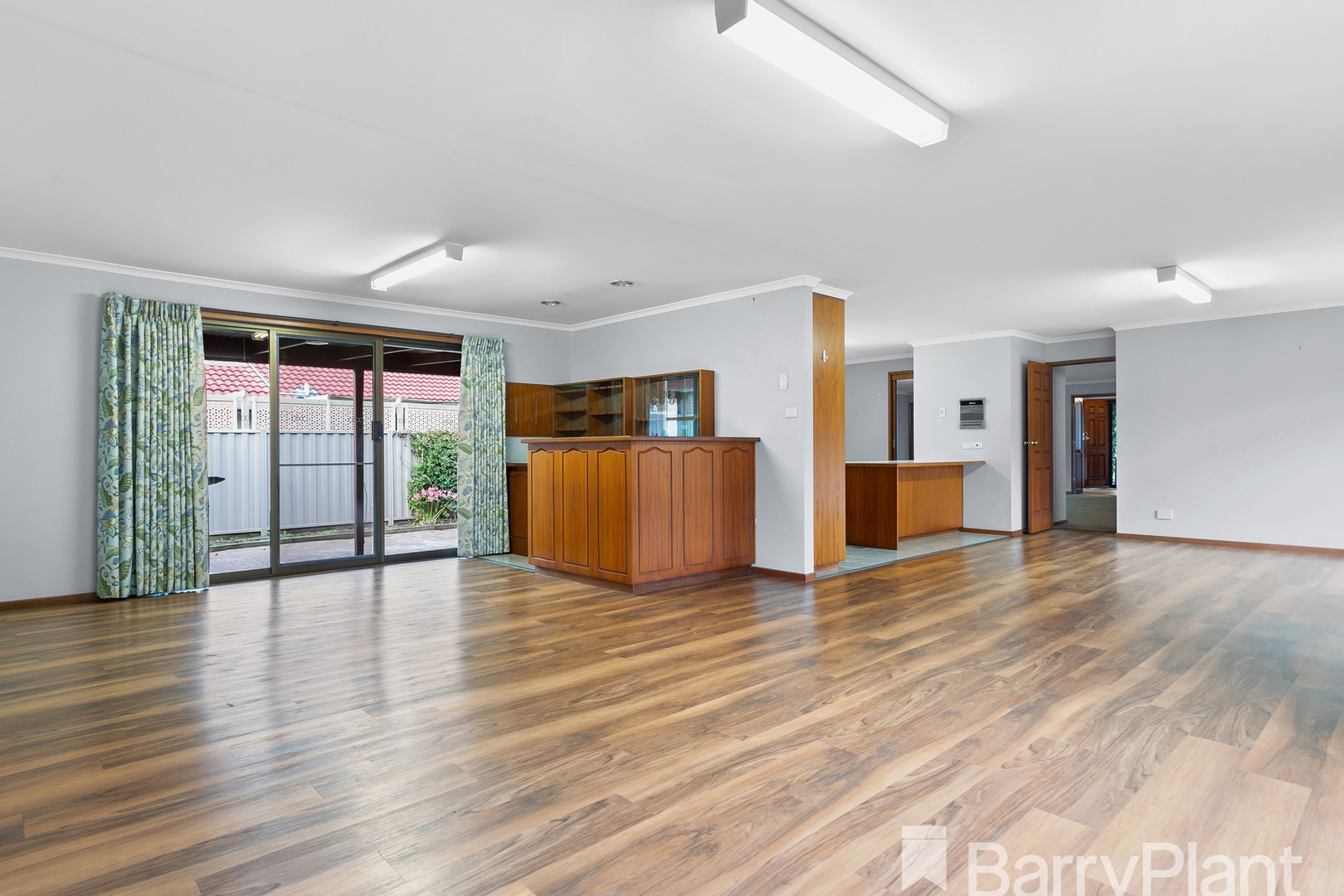 15 Shaw Avenue, Wendouree, VIC 3355, Wendouree - Thumbnail 4
