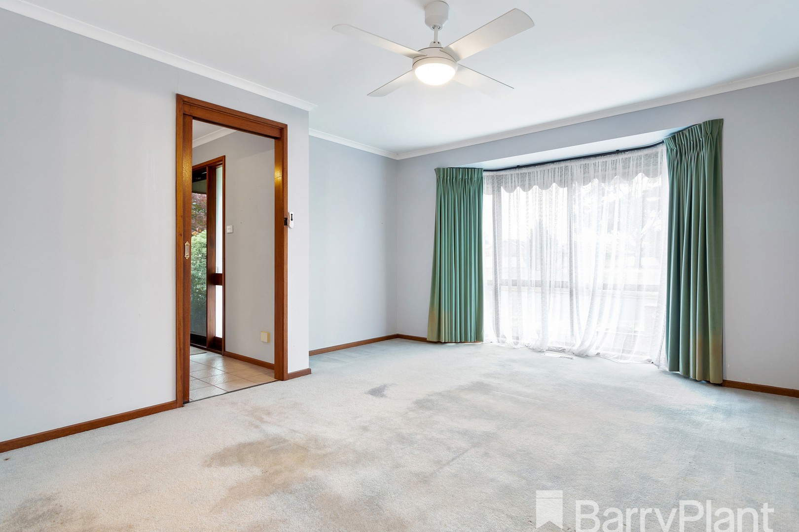 15 Shaw Avenue, Wendouree, VIC 3355, Wendouree - Thumbnail 6