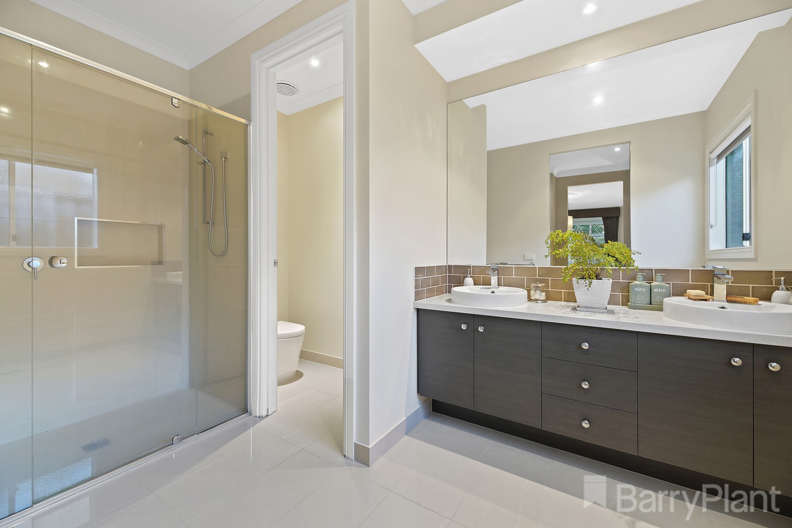15 Silkwood Drive, Warragul, VIC 3820, Warragul - Thumbnail 5