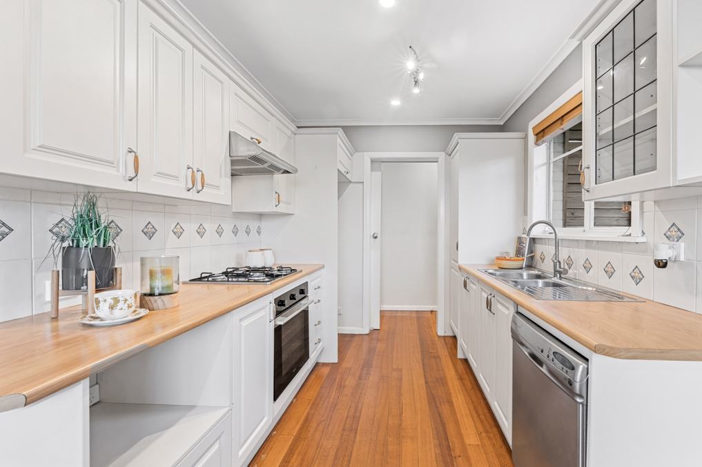 15 Sixth Avenue, Burwood, VIC 3125, Burwood - Thumbnail 4
