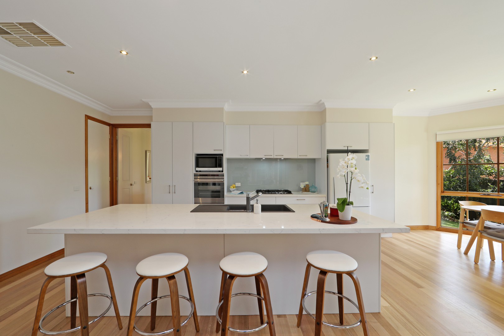 15 Sommersby Court, Lysterfield, VIC 3156, Lysterfield - Thumbnail 4