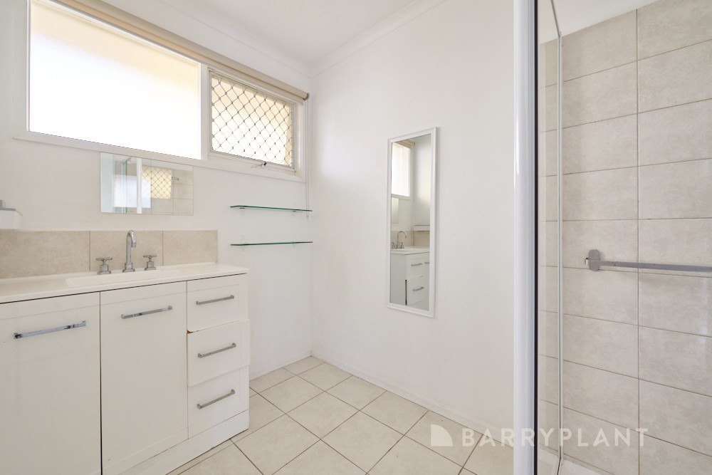 15 Springfield Crescent, Hampton Park, VIC 3976, Hampton Park - Thumbnail 4