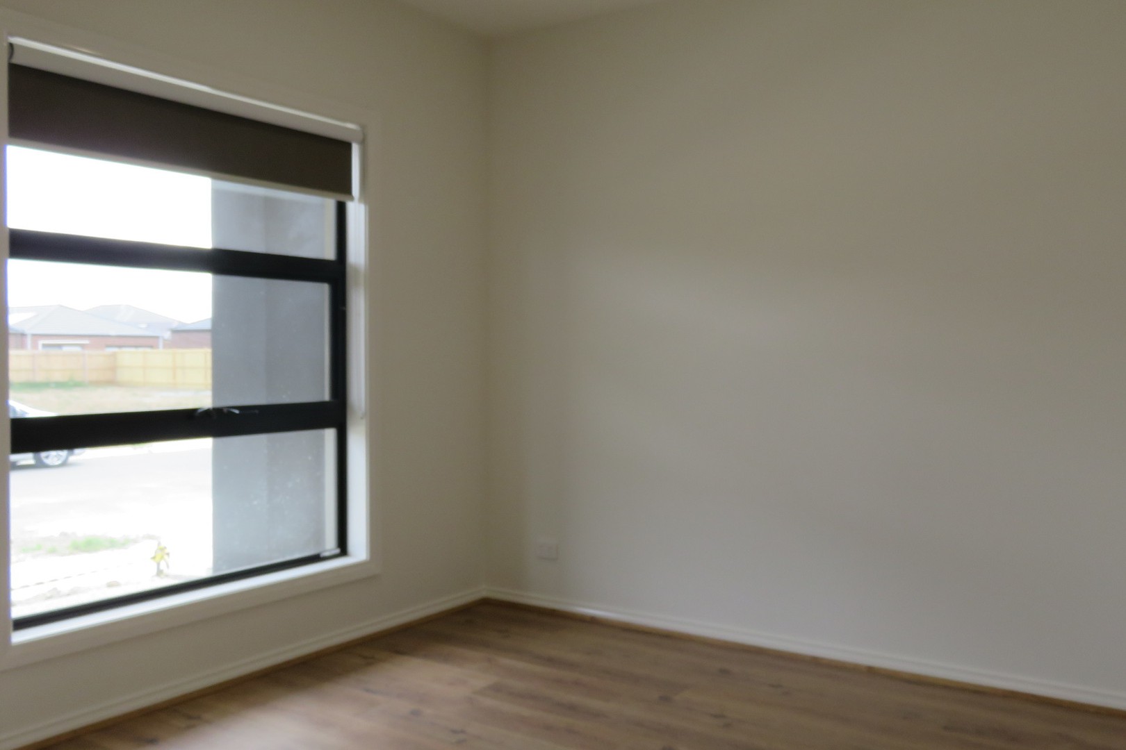 15 Stonemason Road, Clyde North, VIC 3978 - Thumbnail 1 - 31/03/2026