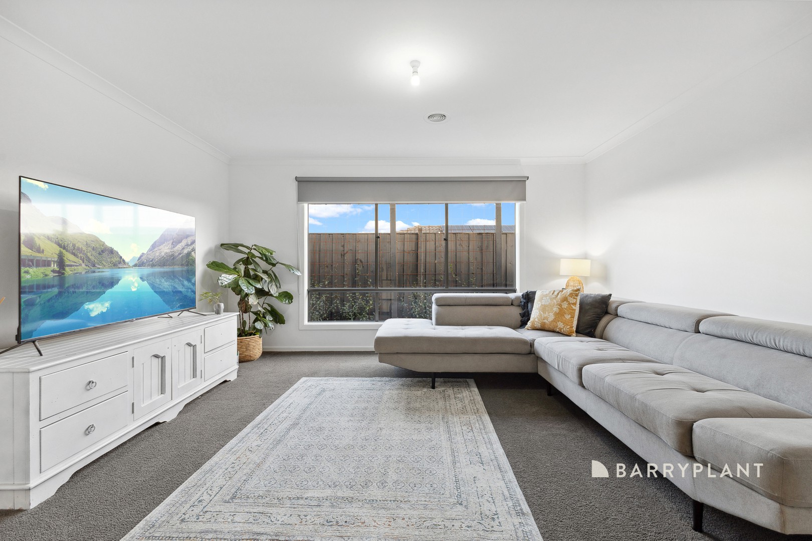 15 Summit Drive, Pakenham, VIC 3810, Pakenham - Thumbnail 5
