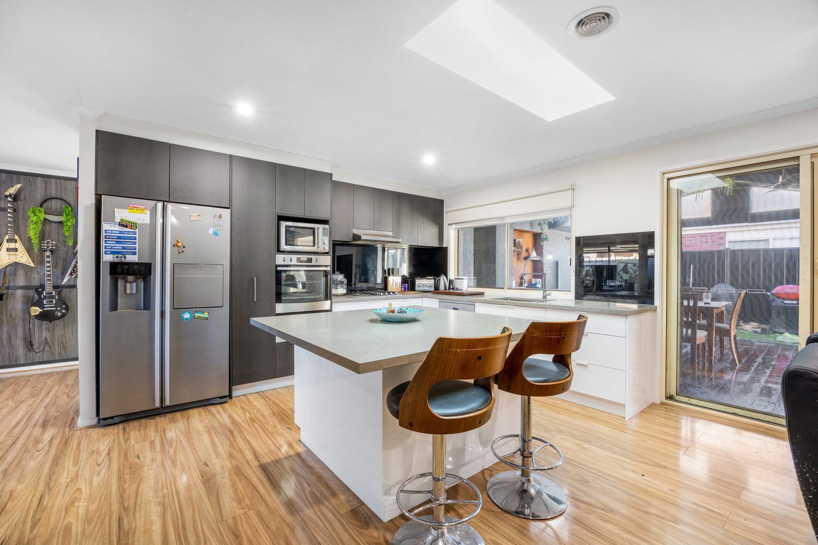 15 Sunrise Drive, Hillside, VIC 3037, Hillside - Thumbnail 3