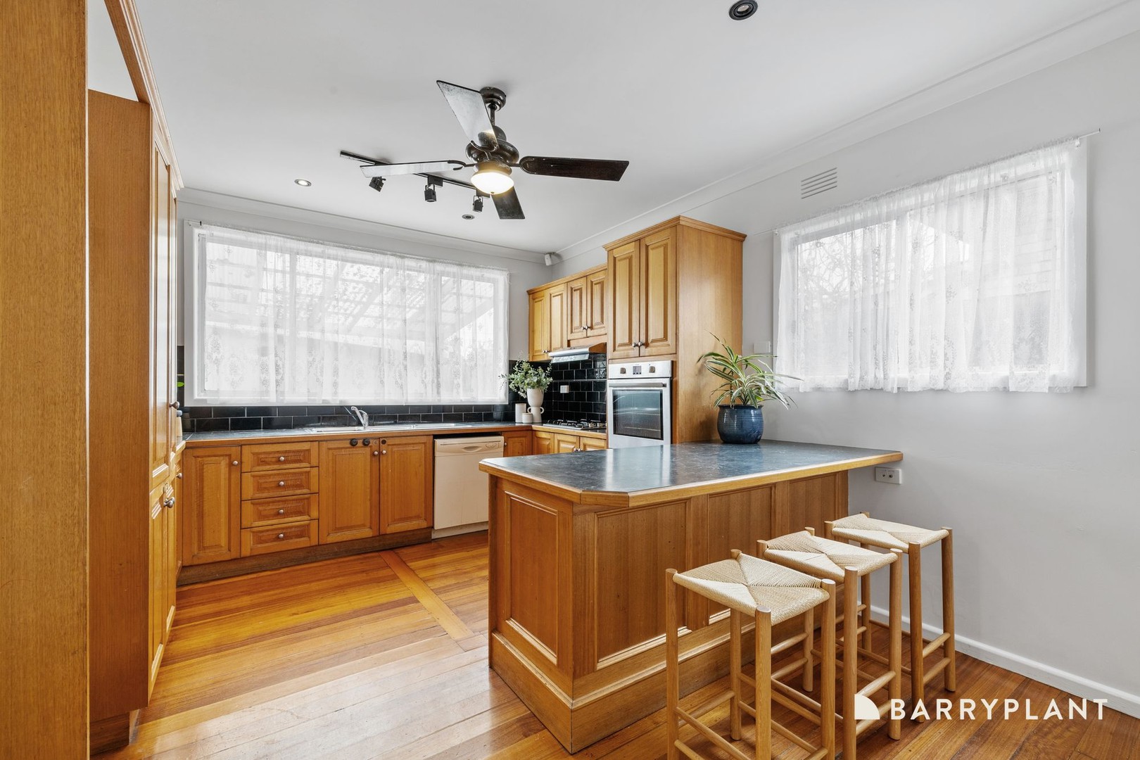 15 Suspension Street, Ardeer, VIC 3022, Ardeer - Thumbnail 5