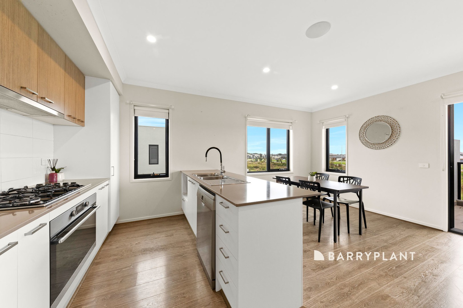 15 Tagore Walk, Officer, VIC 3809, Officer - Thumbnail 7