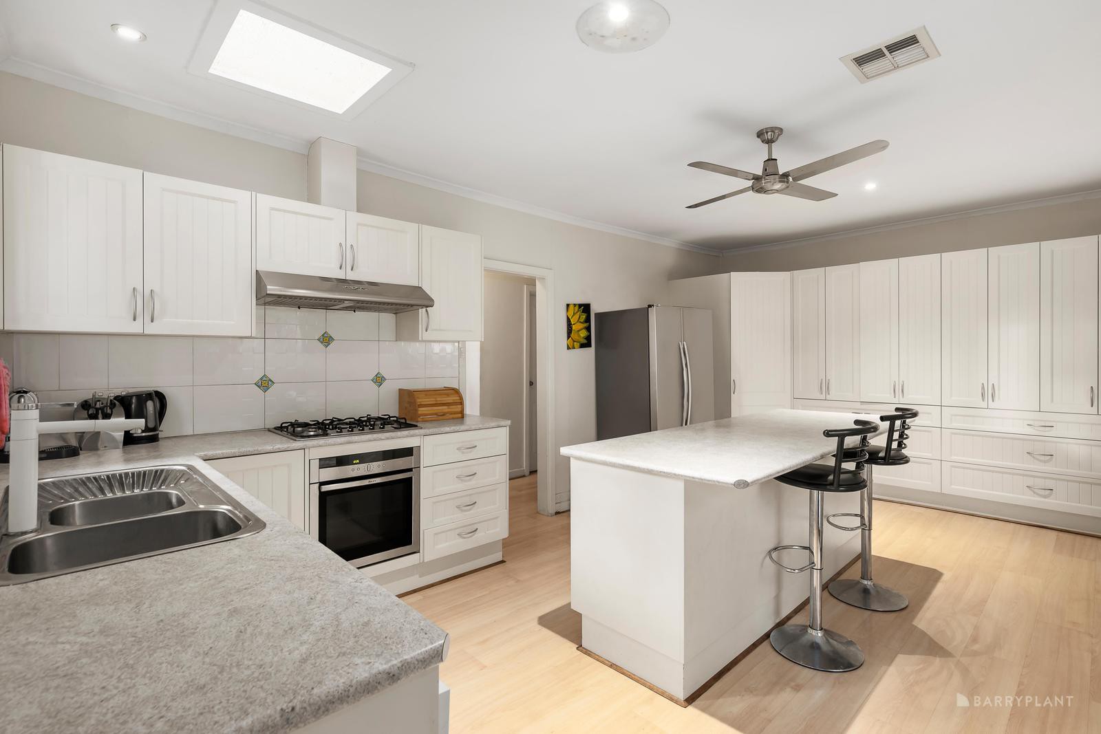 15 Tarakan Street, Heidelberg West, VIC 3081, Heidelberg West - Thumbnail 4