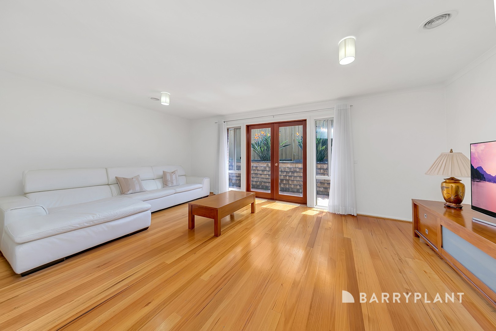 15 Tennyson Circuit, Mill Park, VIC 3082, Mill Park - Thumbnail 6