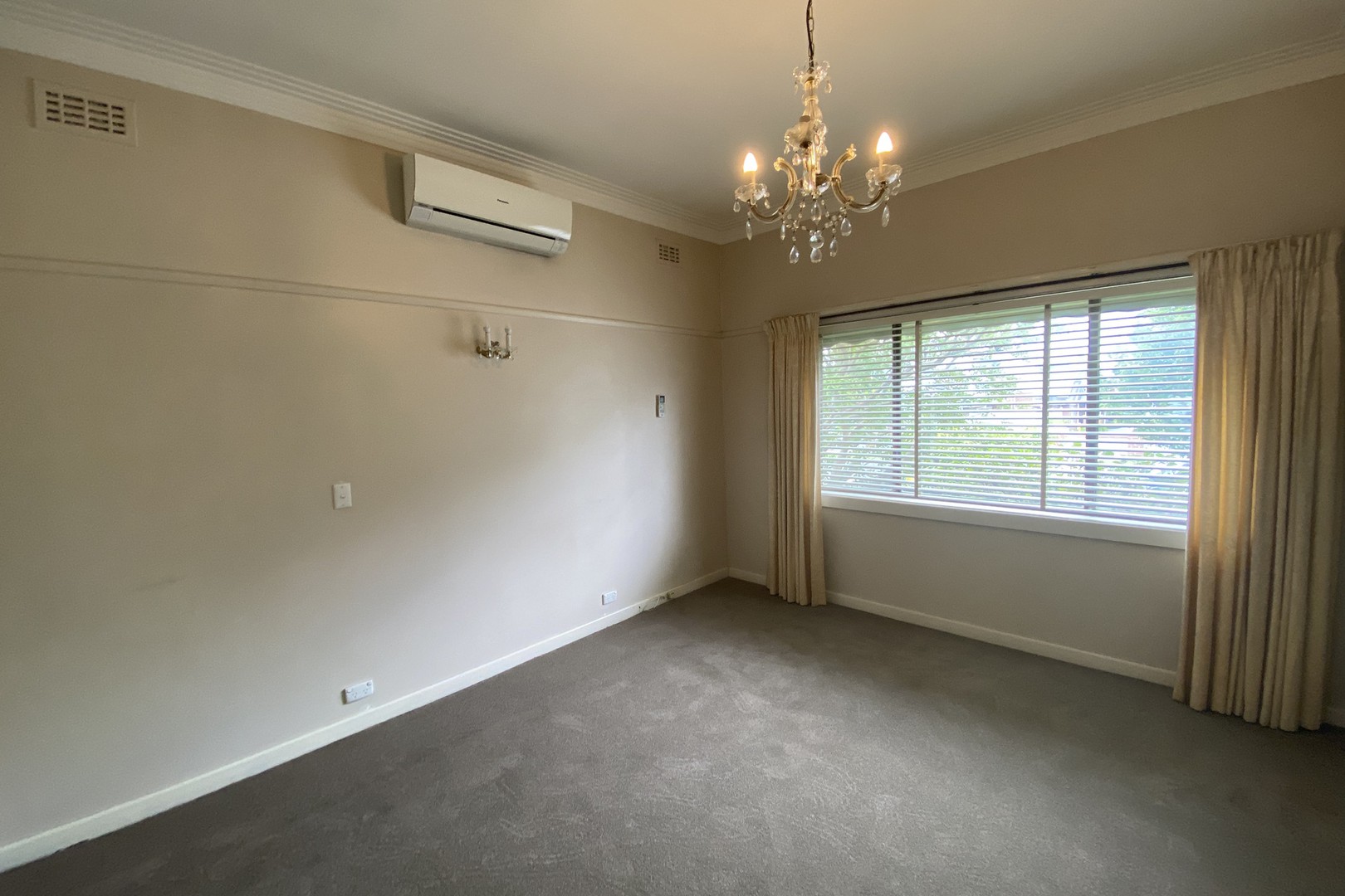 15 Thackeray Road, Reservoir, VIC 3073, Reservoir - Thumbnail 8