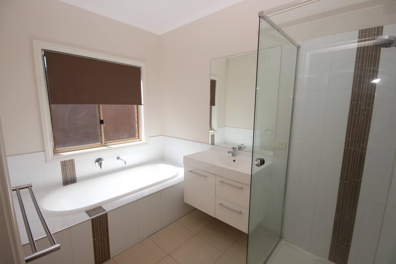 15 Thwaites Close, Highton, VIC 3216, Highton - Thumbnail 8