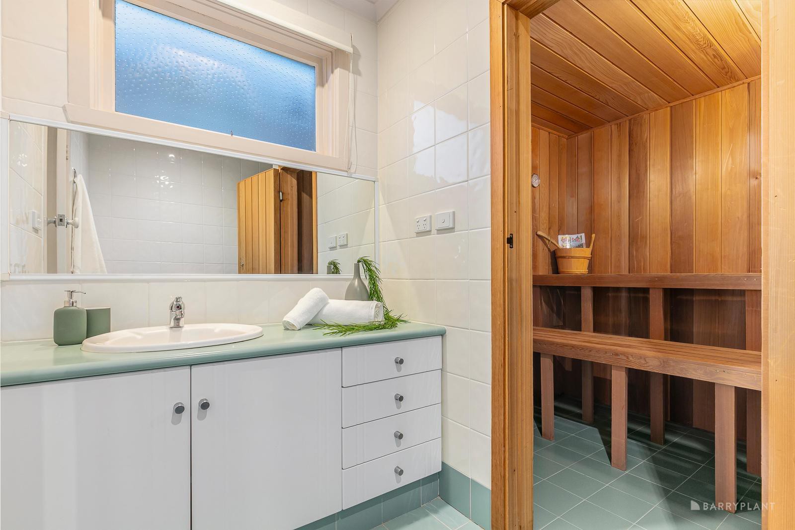 15 Towong Court, Doncaster East, VIC 3109, Doncaster East - Thumbnail 7