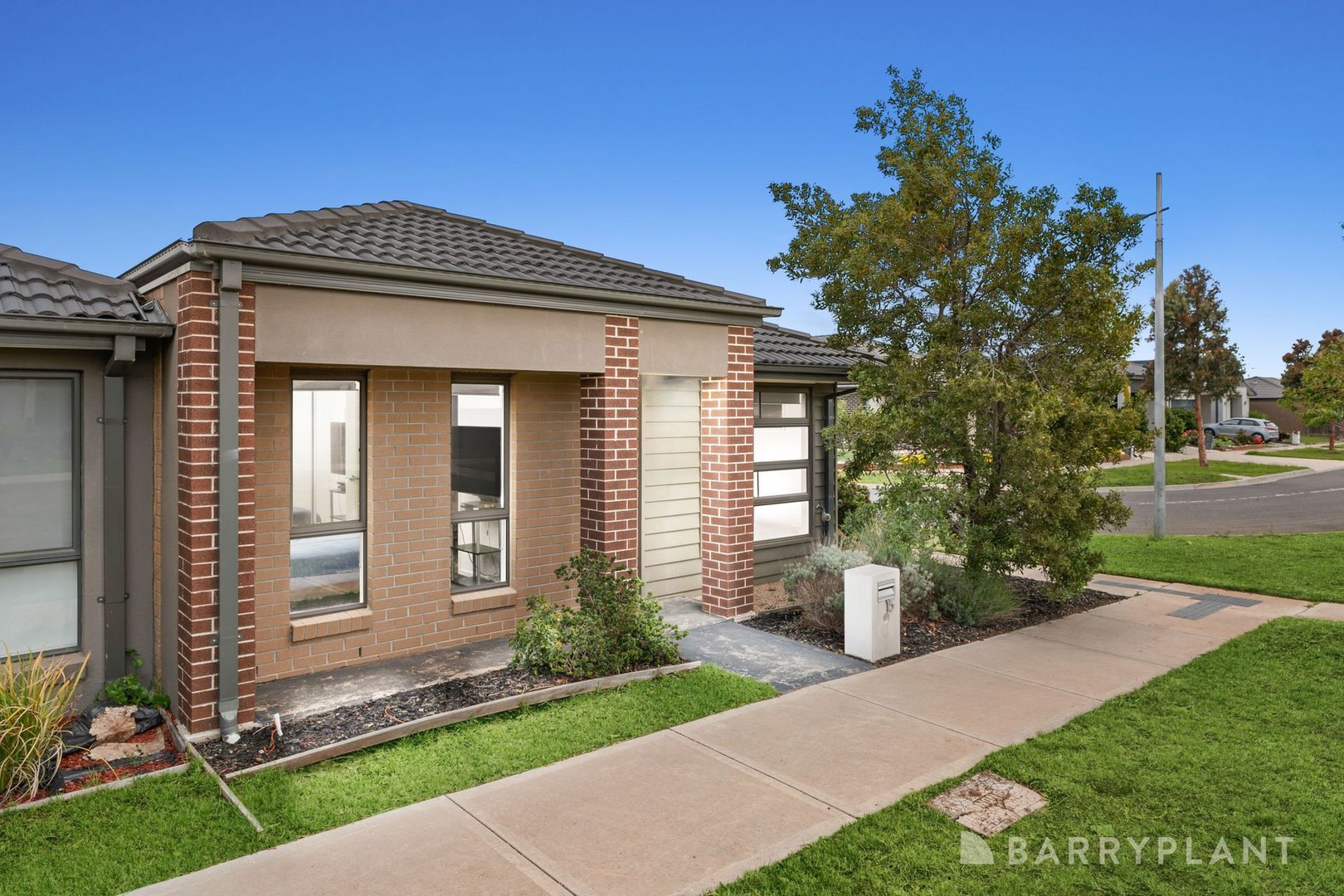 15 Vessey Walk, Wyndham Vale, VIC 3024 - Thumbnail 2 - 14/11/2025