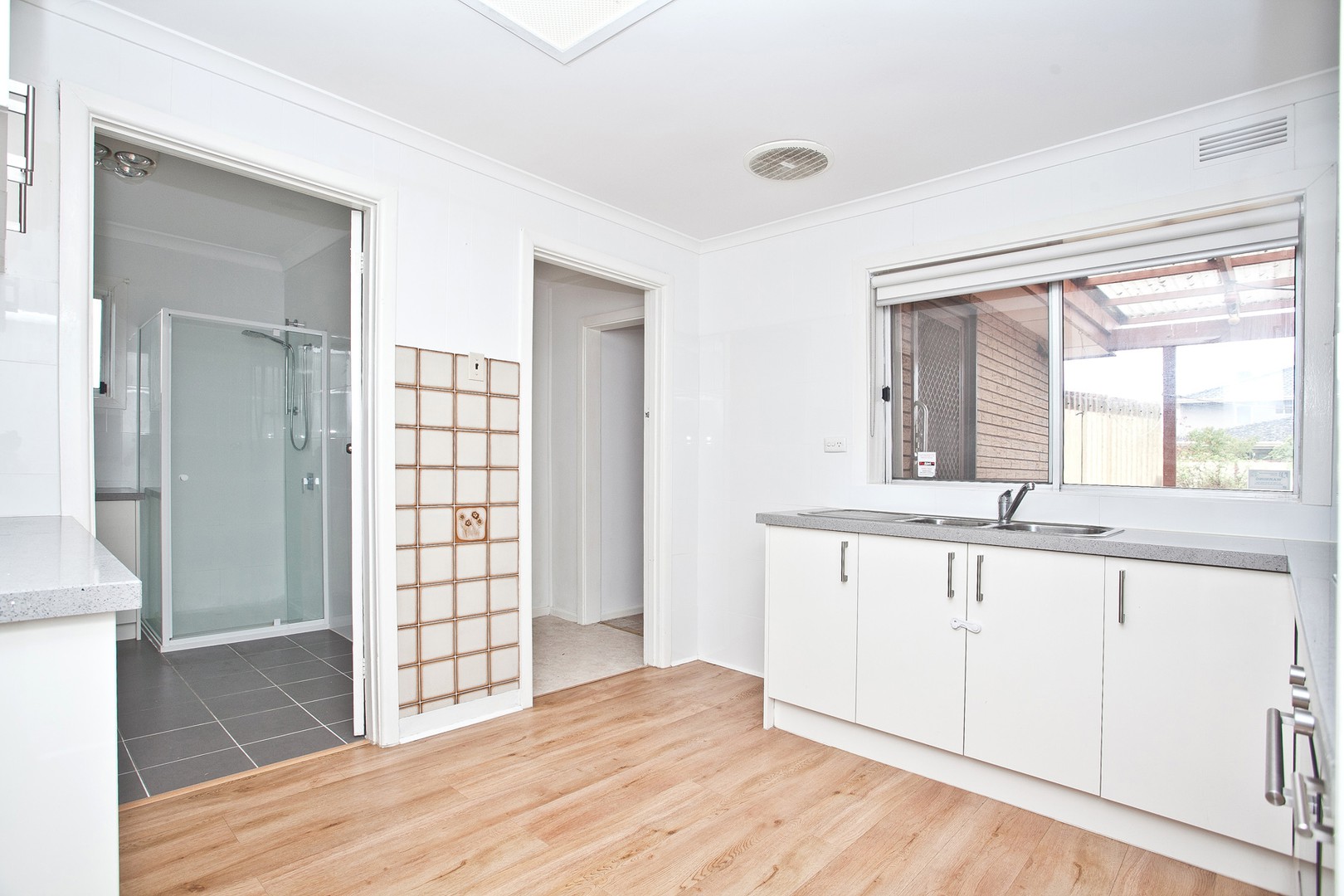 15 Vincent Avenue, St Albans, VIC 3021, St Albans - Thumbnail 7