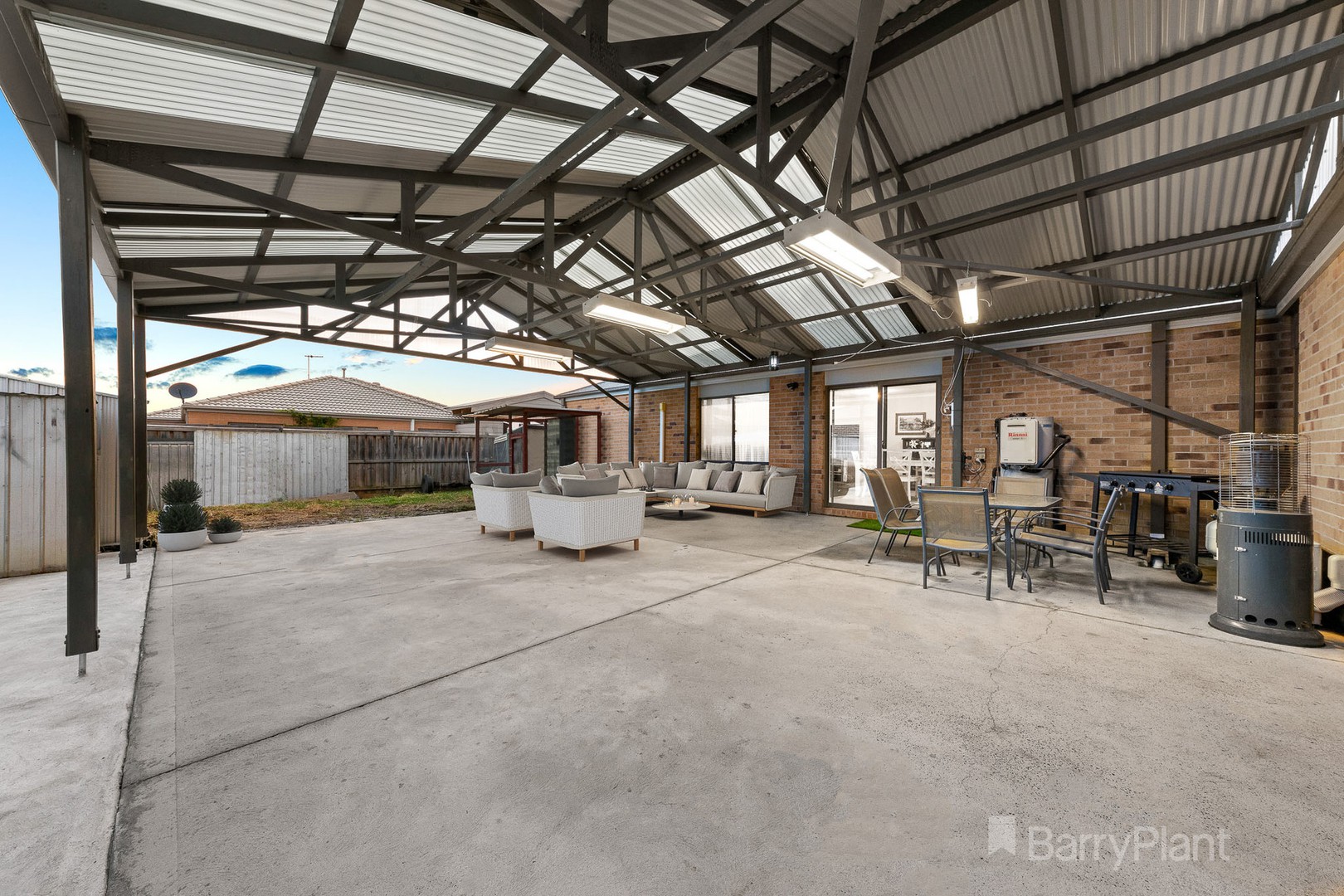 15 Violet Street, Bunyip, VIC 3815, Bunyip - Thumbnail 2