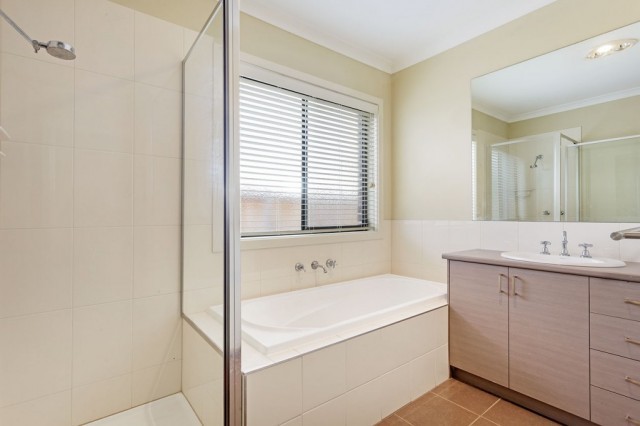 15 Walker Drive, Doreen, VIC 3754, Doreen - Thumbnail 5