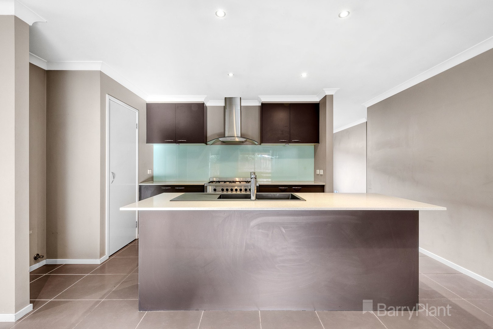 15 Webster Way, Pakenham, VIC 3810, Pakenham - Thumbnail 3