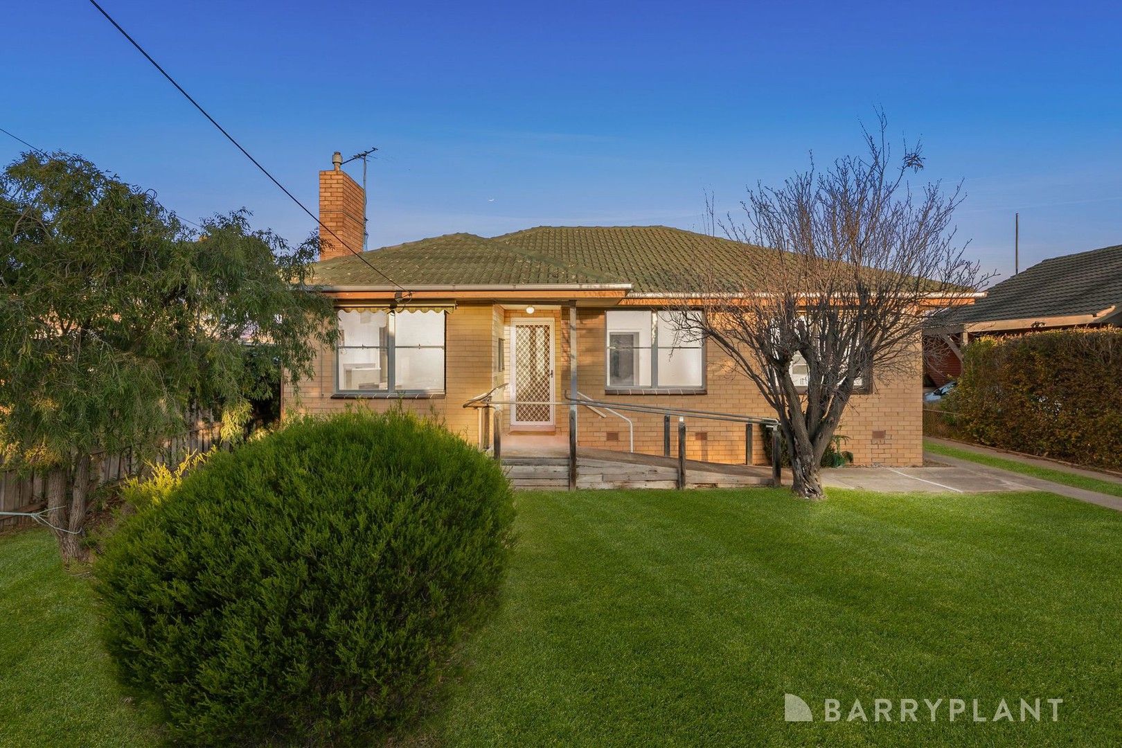 15 Willow Street, Werribee, VIC 3030, Werribee - Thumbnail 2