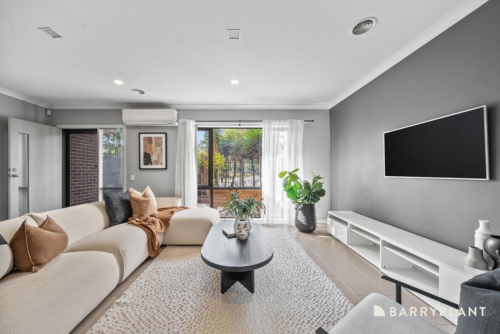 15 Yellow Box Street, Maidstone, VIC 3012 - Thumbnail 2 - 09/04/2026