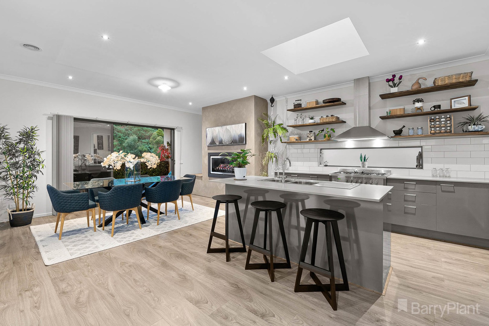 15 Zurich Rise, Pakenham, VIC 3810, Pakenham - Thumbnail 3