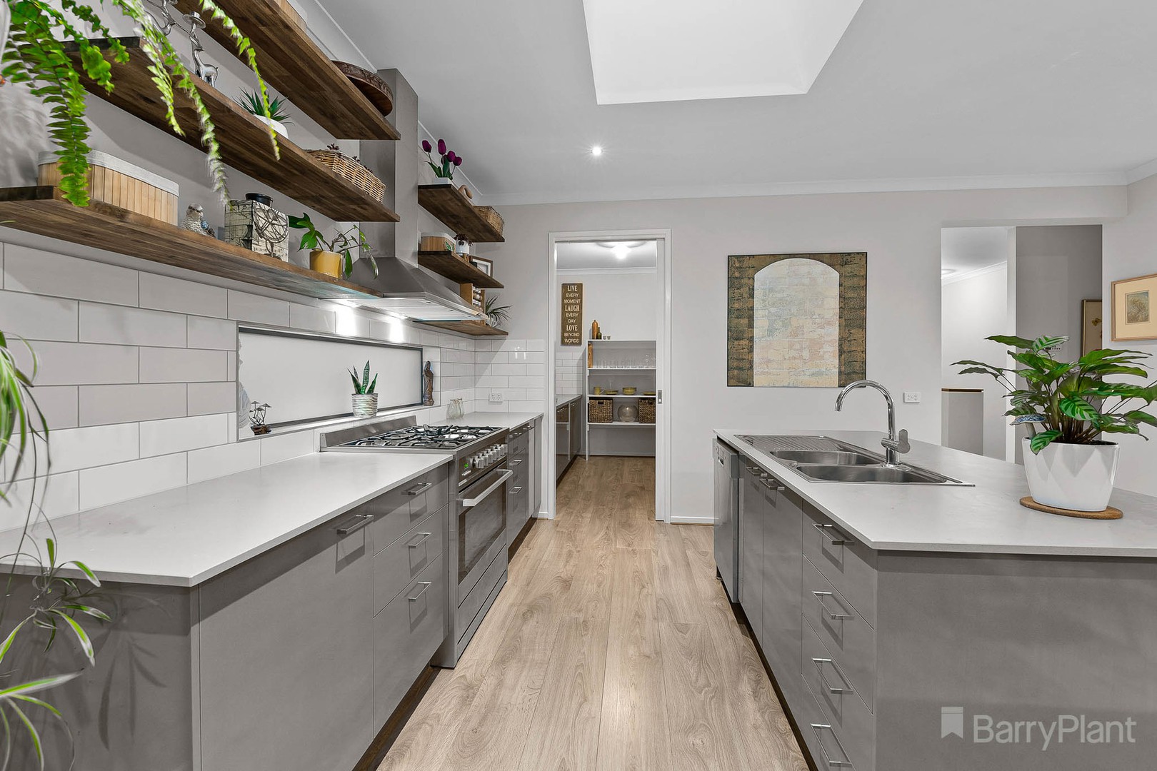 15 Zurich Rise, Pakenham, VIC 3810, Pakenham - Thumbnail 4
