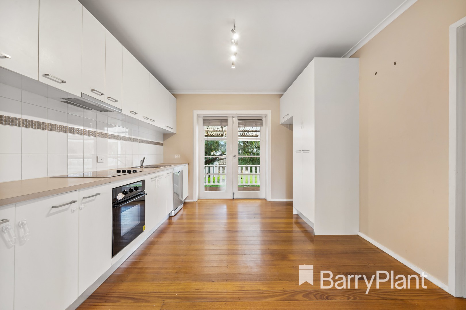 150 Shaws Road, Werribee, VIC 3030, Werribee - Thumbnail 4