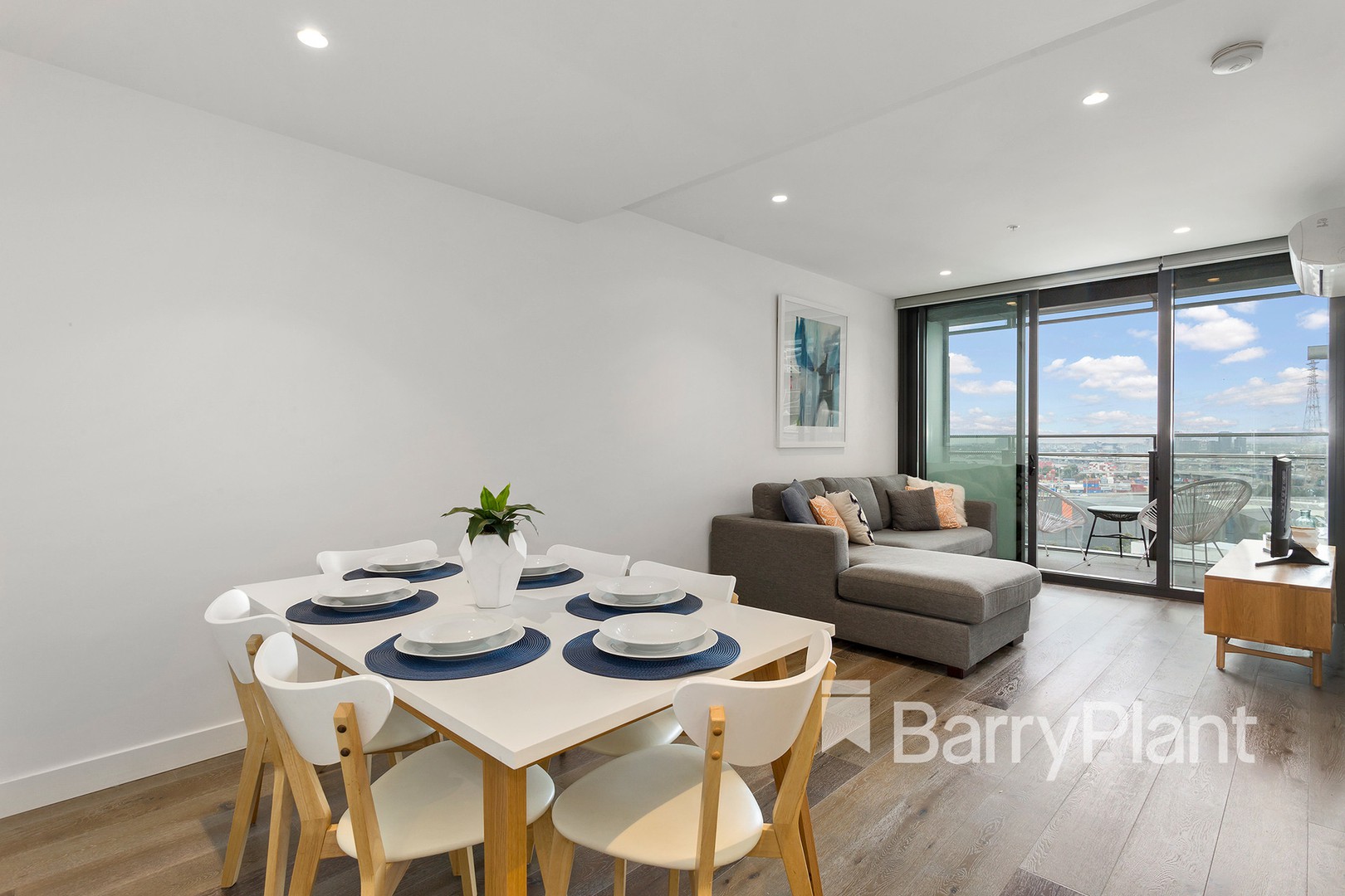 1504/15 Doepel Way, Docklands, VIC 3008, Docklands - Thumbnail 3