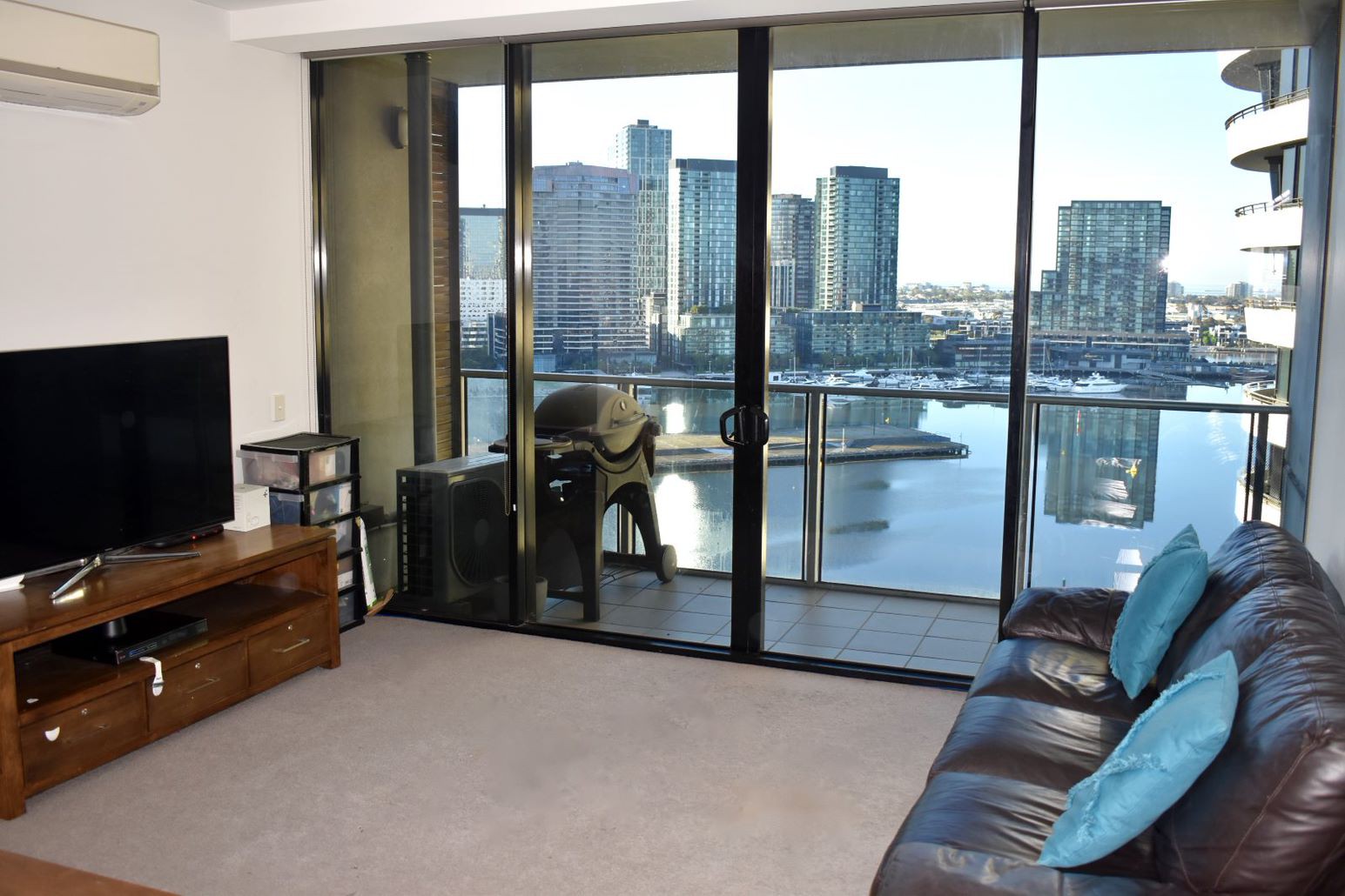 1506/5 Caravel Lane, Docklands, VIC 3008 - Thumbnail 2 - 02/11/2021