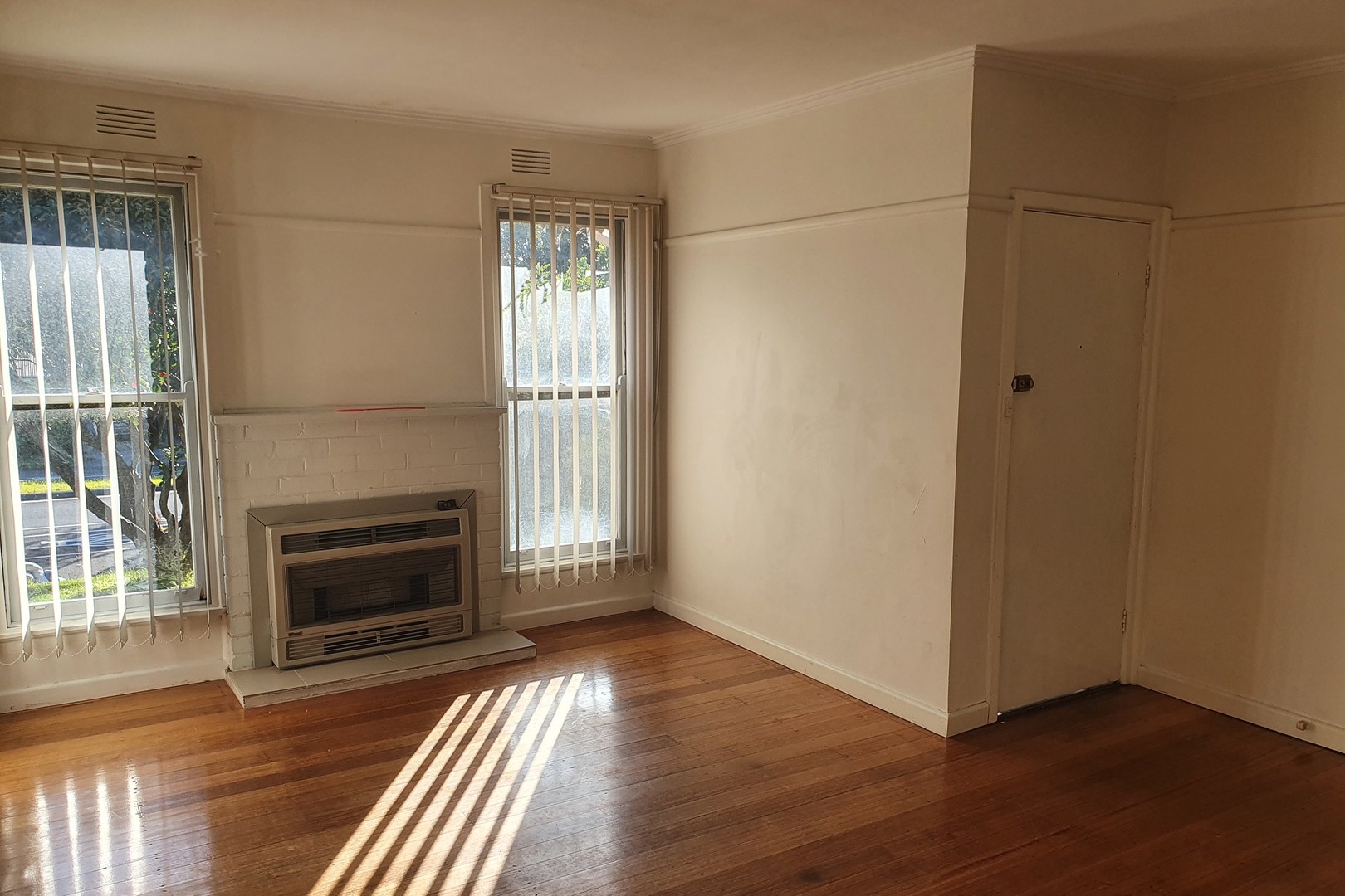 151 Broadway, Reservoir, VIC 3073, Reservoir - Thumbnail 4
