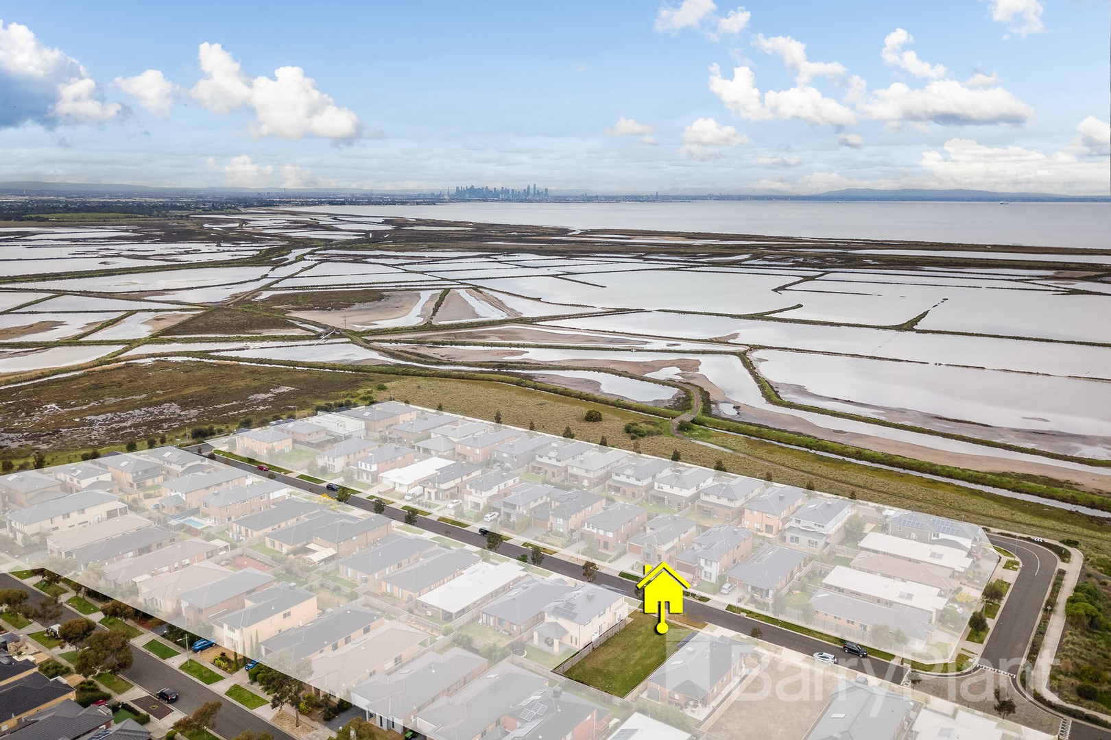 151 Citybay Drive, Point Cook, VIC 3030 - Thumbnail 2 - 08/08/2022