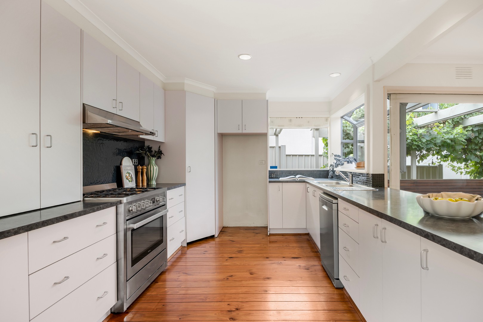 152 Rachelle Road, Keilor East, VIC 3033, Keilor East - Thumbnail 4