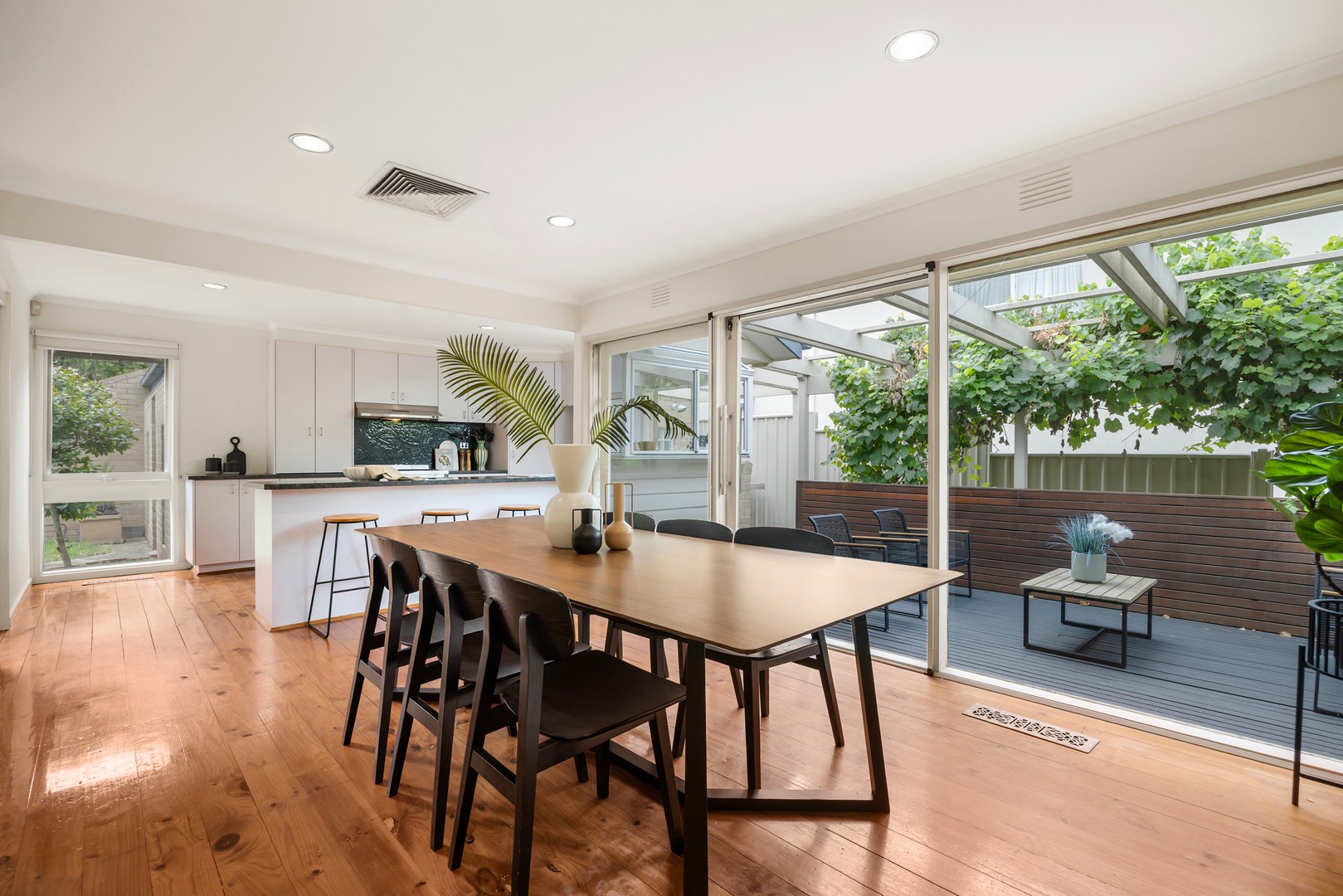 152 Rachelle Road, Keilor East, VIC 3033, Keilor East - Thumbnail 5