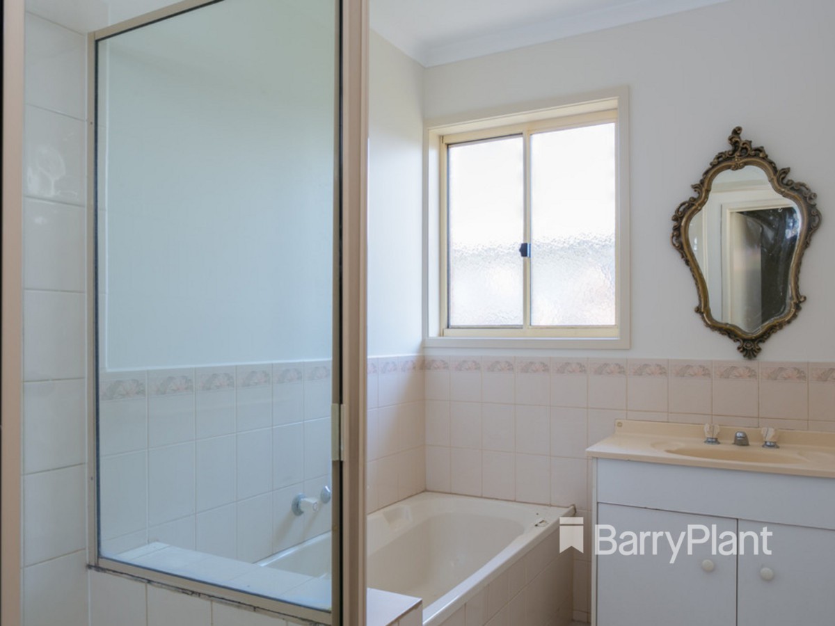 153 Seventh Avenue, Rosebud, VIC 3939, Rosebud - Thumbnail 5