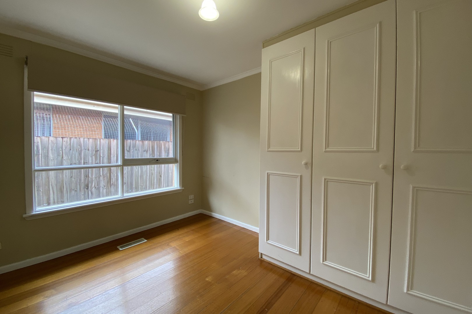 154 Broadhurst Avenue, Reservoir, VIC 3073, Reservoir - Thumbnail 7