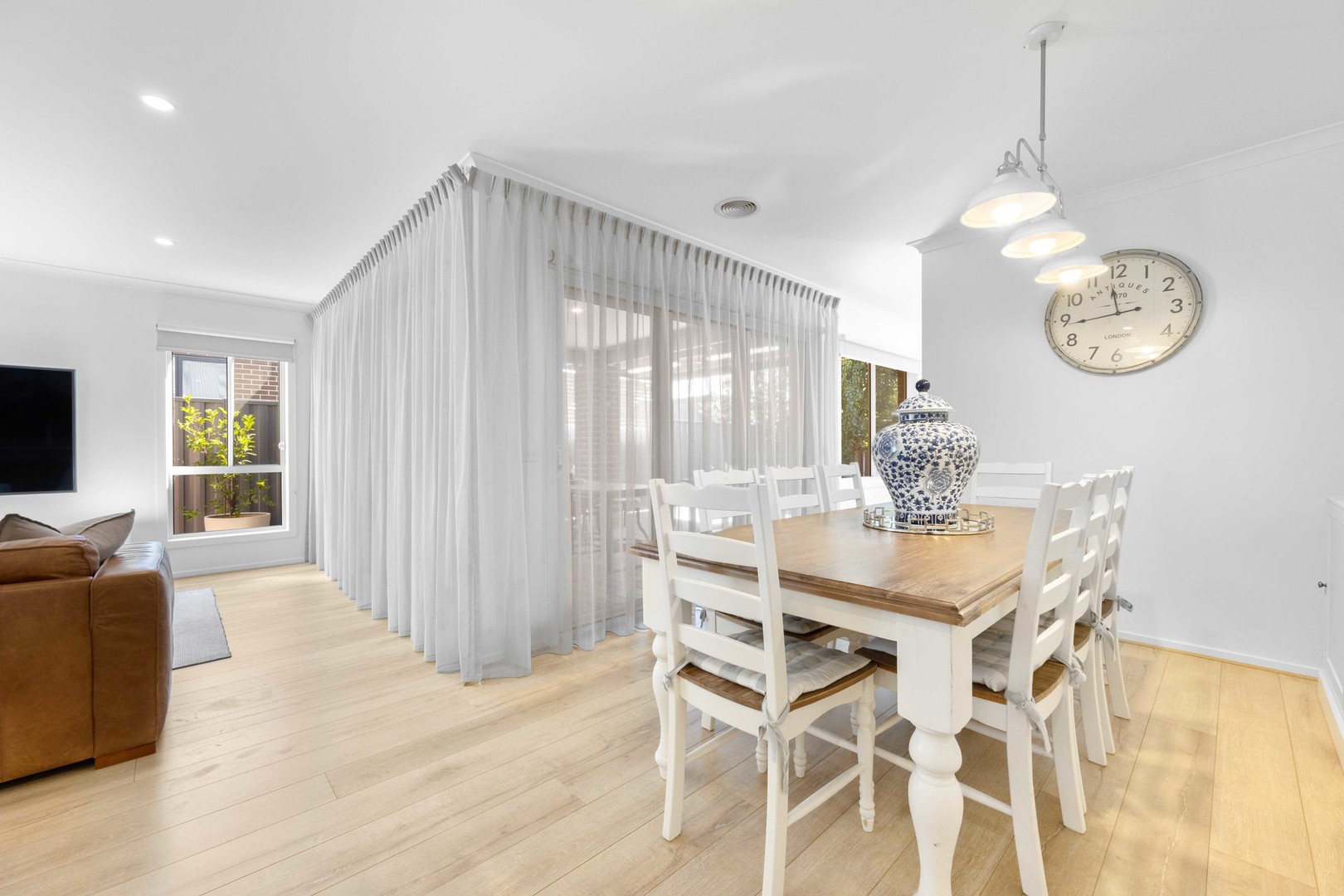 154 City Vista Court, Fraser Rise, VIC 3336, Fraser Rise - Thumbnail 6