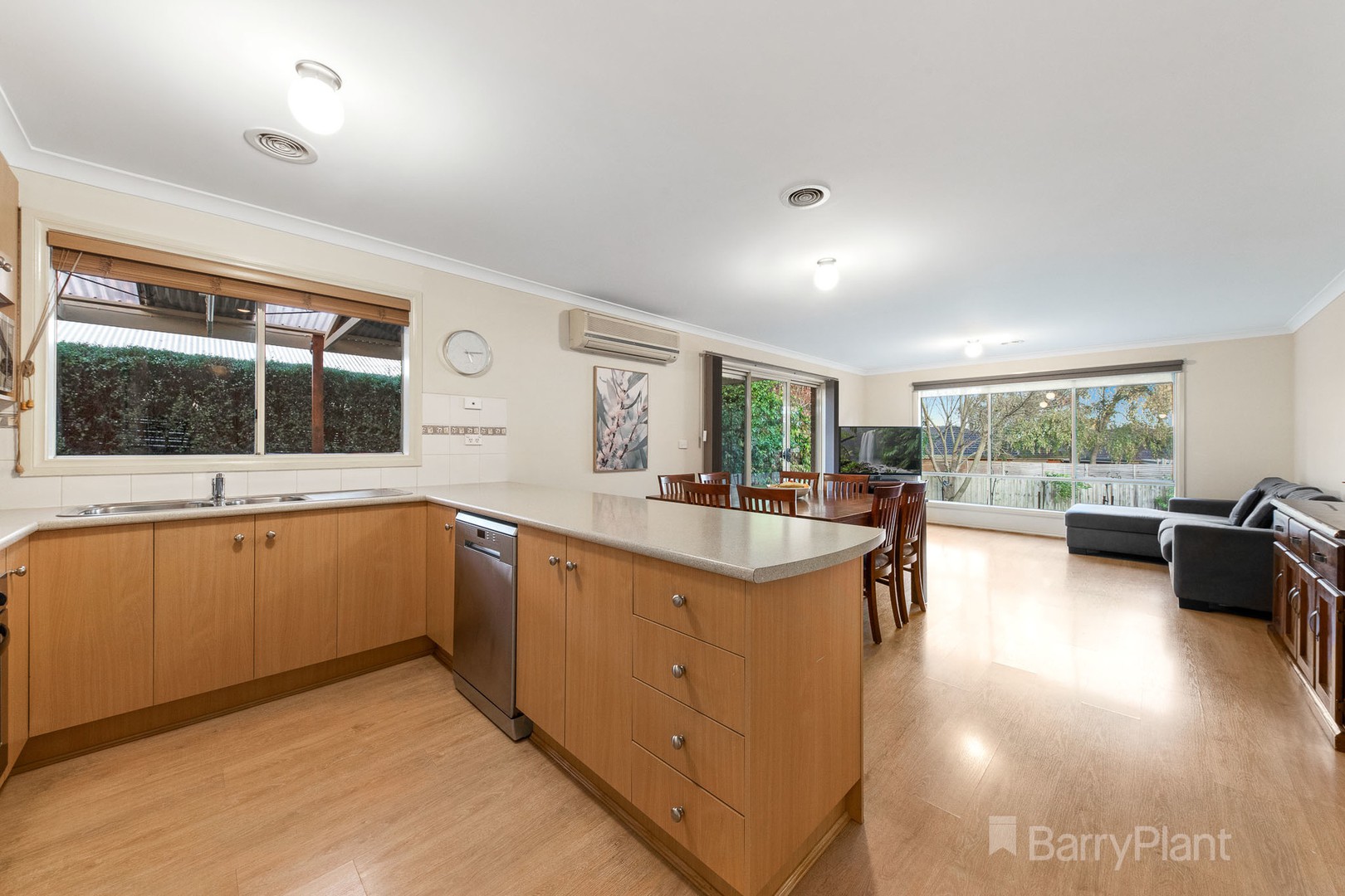 154 Racecourse Road North, Pakenham, VIC 3810, Pakenham - Thumbnail 5