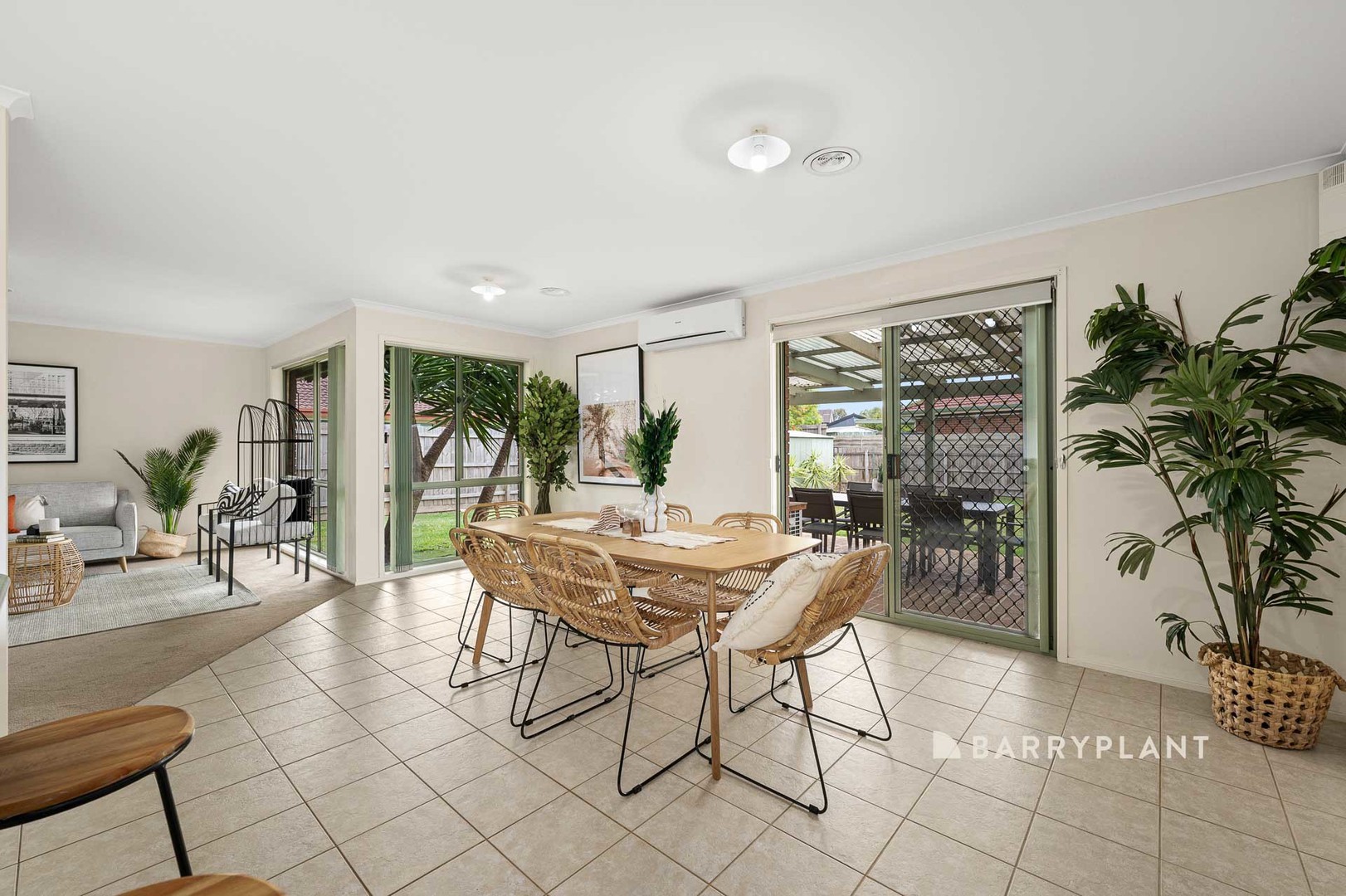155 Fleetwood Drive, Narre Warren, VIC 3805, Narre Warren - Thumbnail 8