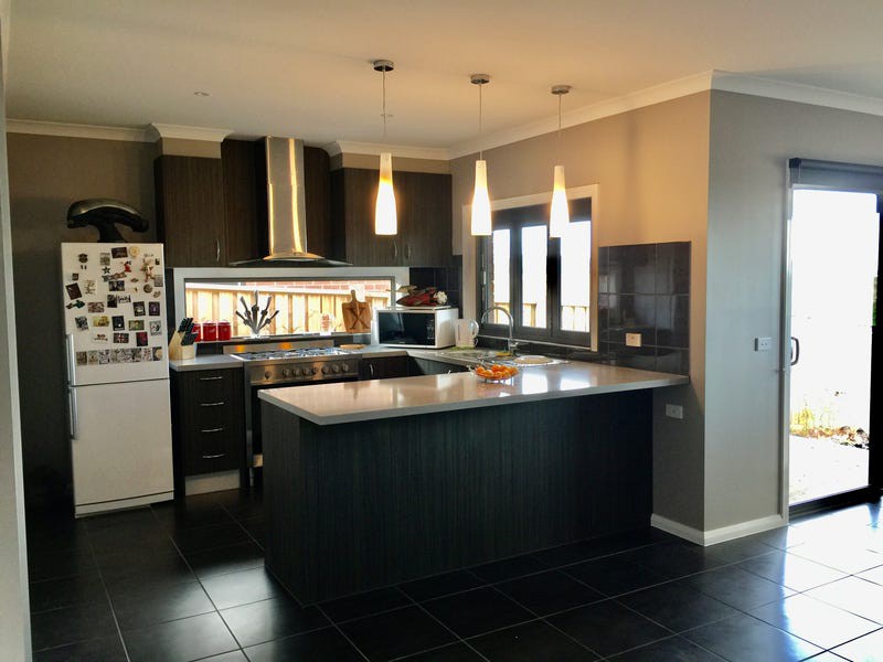 155 Mandalay Ccrt, Beveridge, VIC 3753 - Thumbnail 2 - 26/03/2024