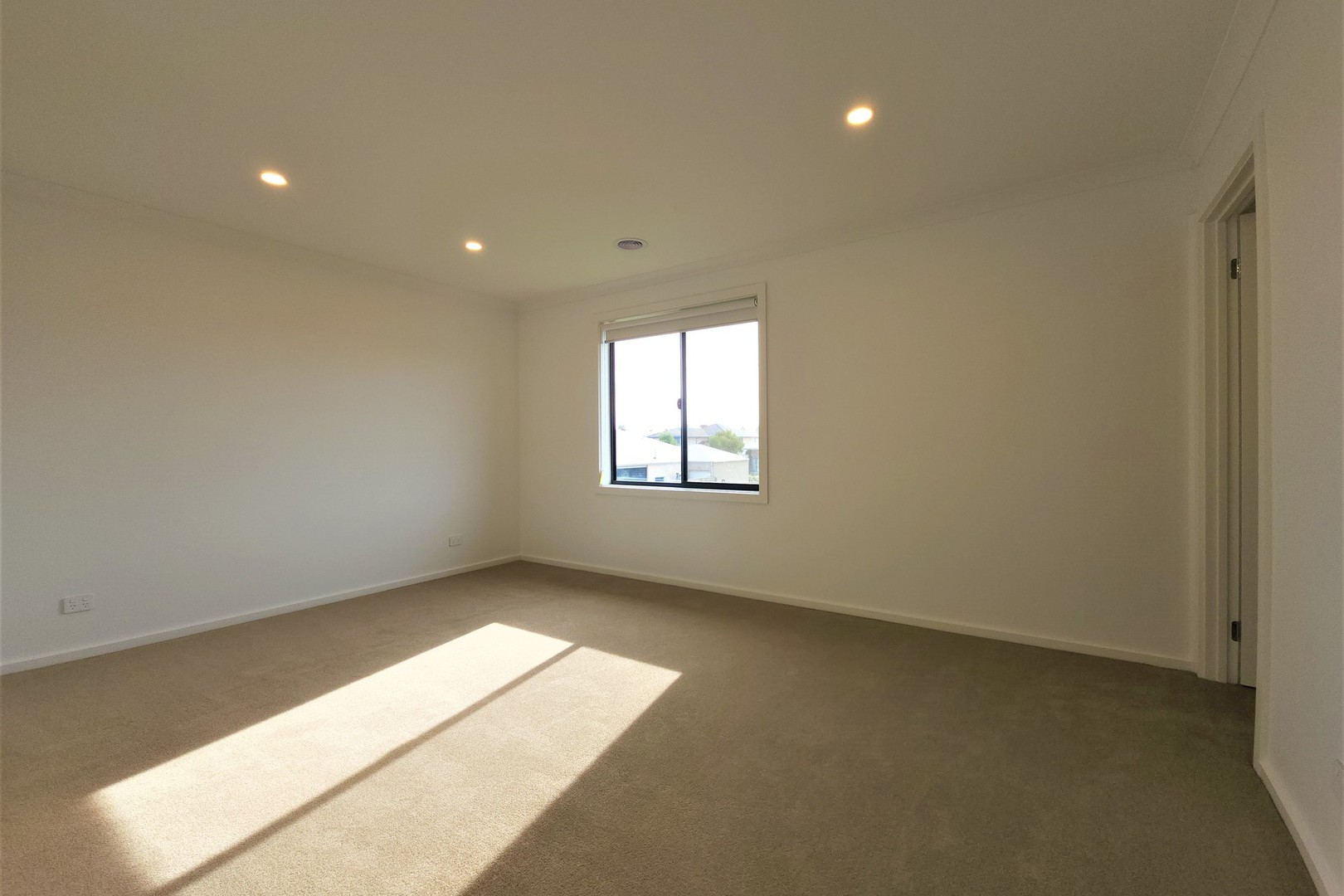 155 Pioneer Drive, Aintree, VIC 3336, Aintree - Thumbnail 4