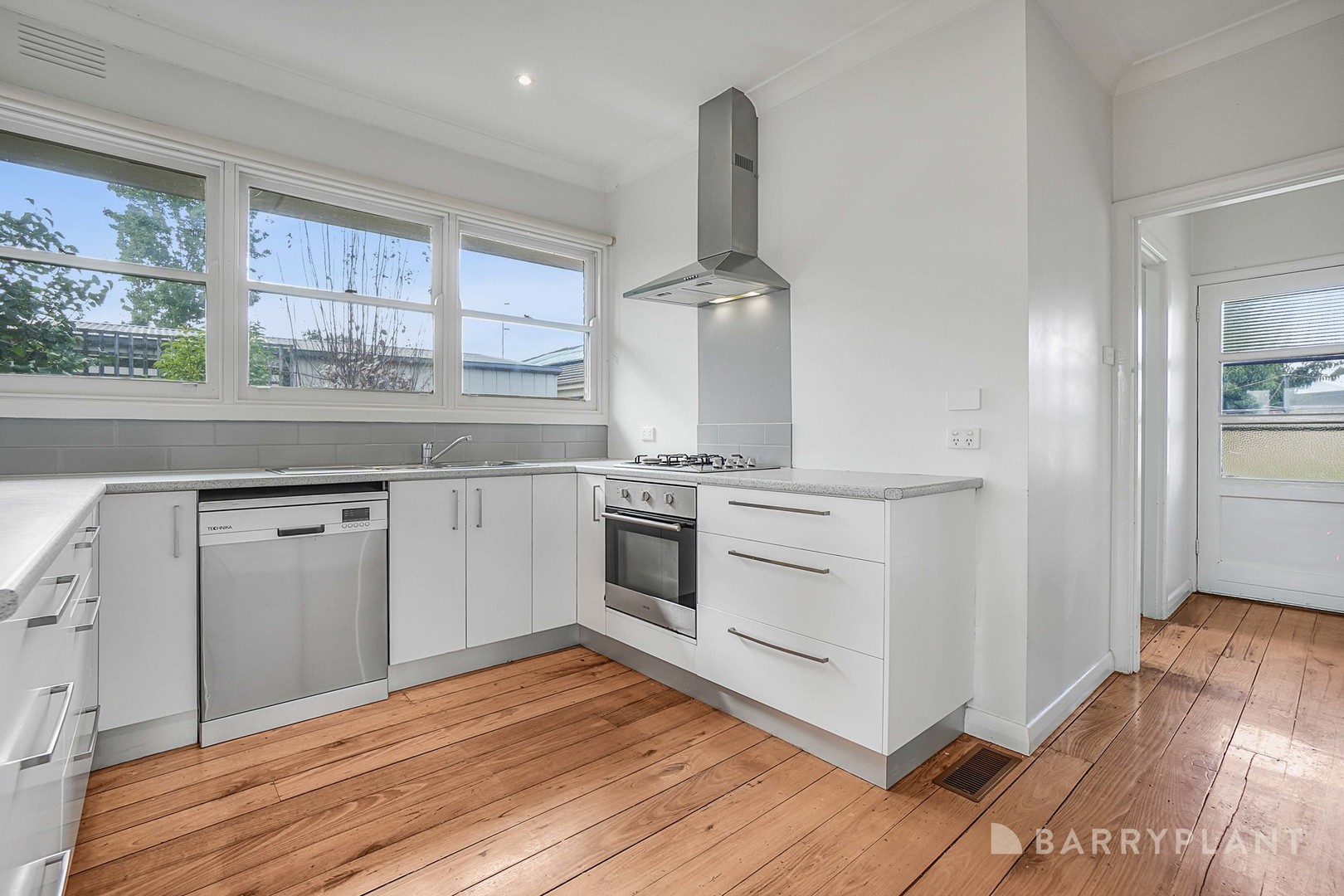 155 Princes Highway, Trafalgar, VIC 3824, Trafalgar - Thumbnail 3