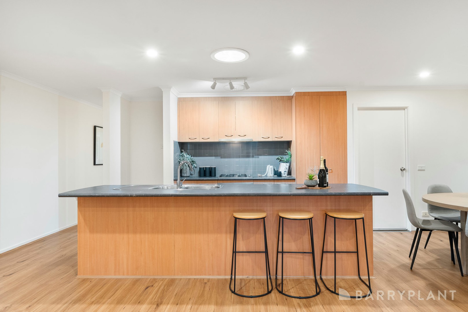 156 Rosebank Drive, Cranbourne North, VIC 3977, Cranbourne North - Thumbnail 3