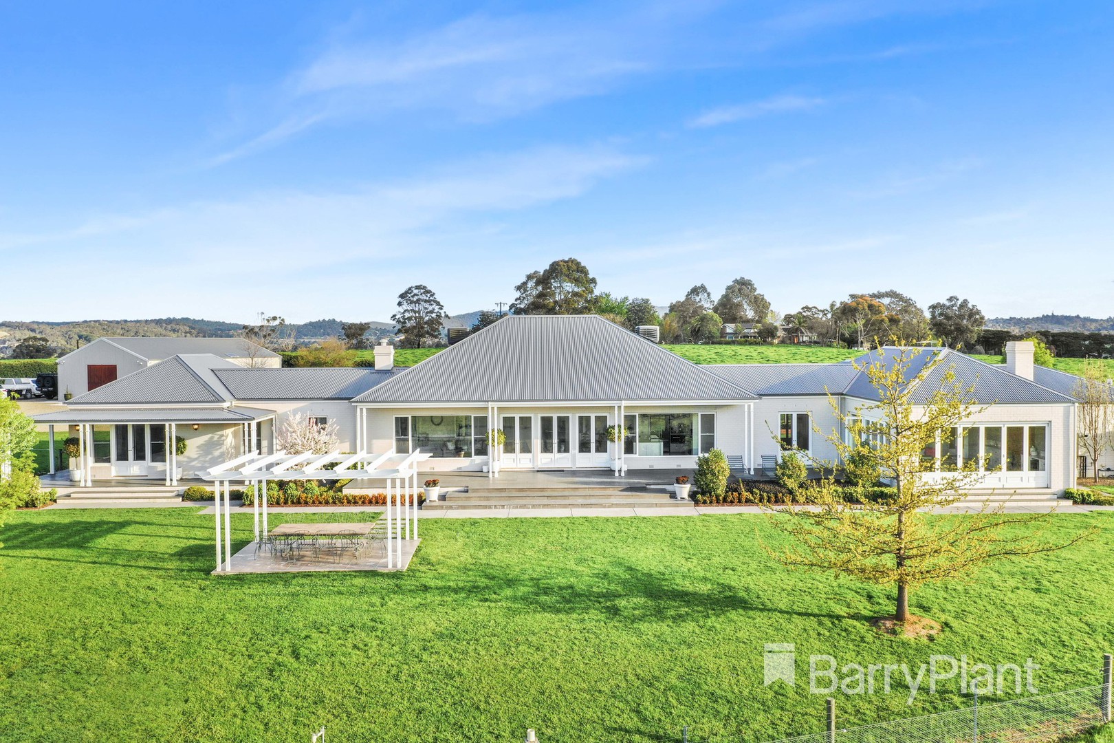 156 Victoria Road, Coldstream, VIC 3770 - Thumbnail 2 - 06/10/2022