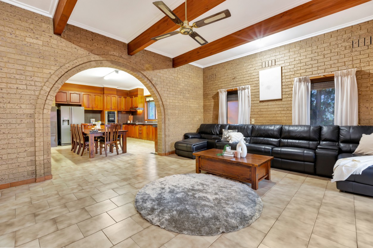 157 Wilson Boulevard, Reservoir, VIC 3073, Reservoir - Thumbnail 4