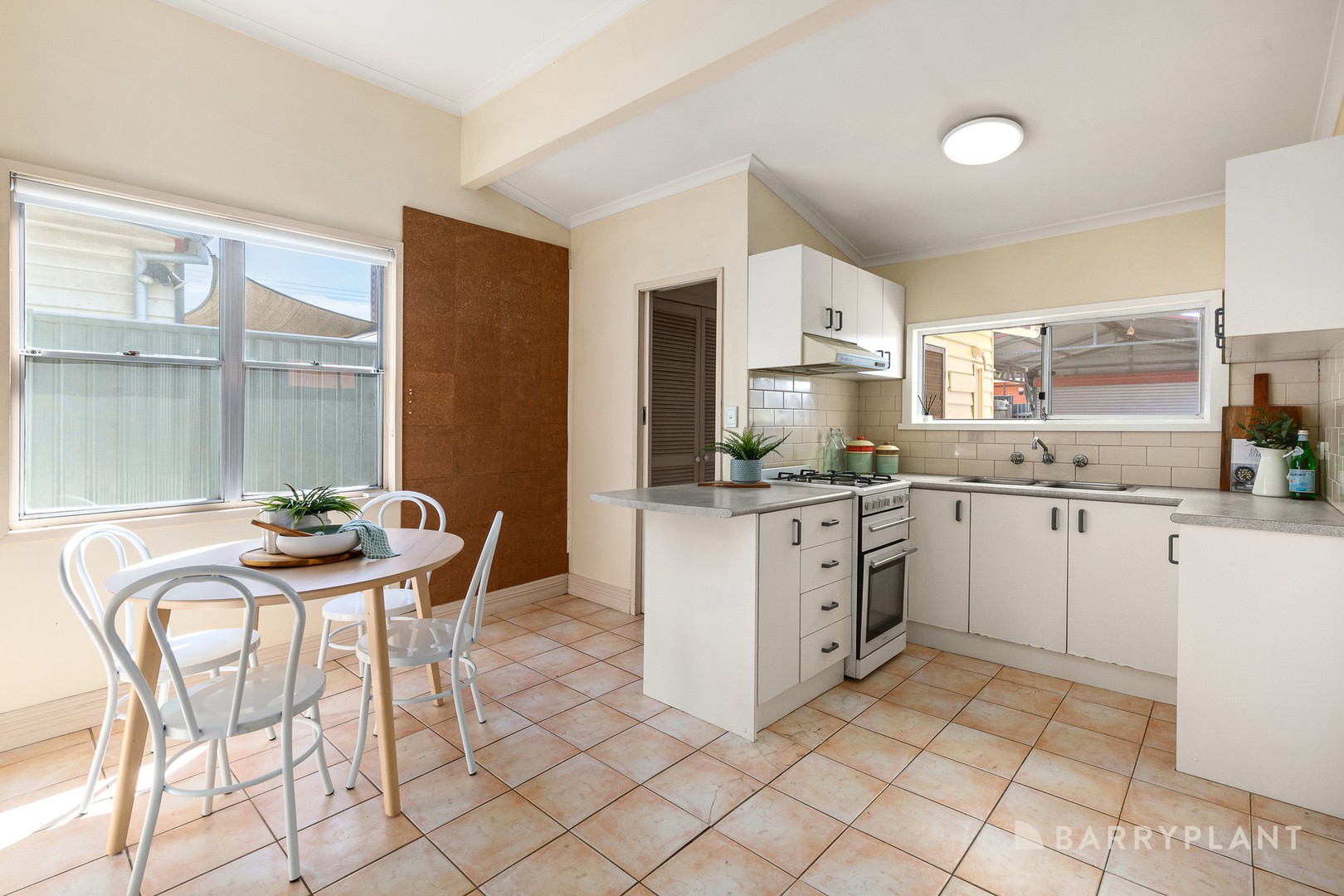 158 Munro Street, Coburg, VIC 3058, Coburg - Thumbnail 3