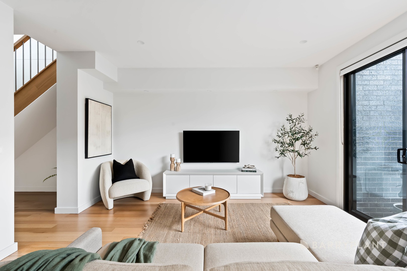 158A Elizabeth Street, Coburg North, VIC 3058 - Thumbnail 2 - 08/04/2026