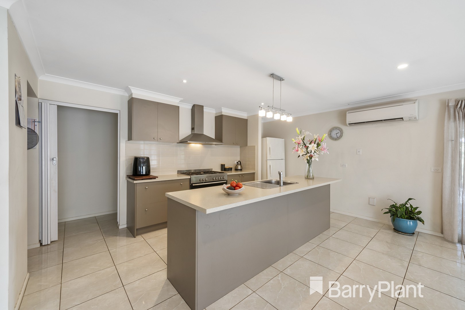 159 Eureka Drive, Manor Lakes, VIC 3024, Manor Lakes - Thumbnail 2