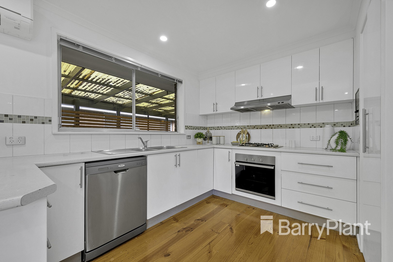 159 Mill Park Drive, Mill Park, VIC 3082, Mill Park - Thumbnail 4
