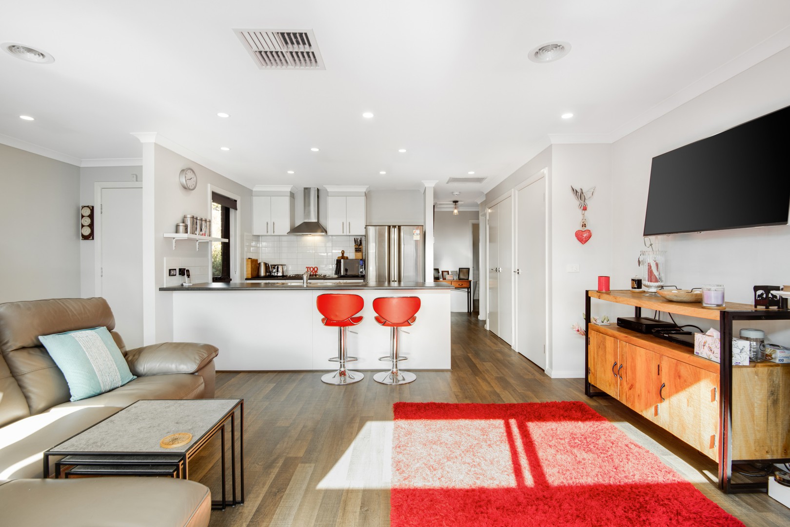 15a Ensby Street, East Geelong, VIC 3219 - Thumbnail 2 - 22/04/2022