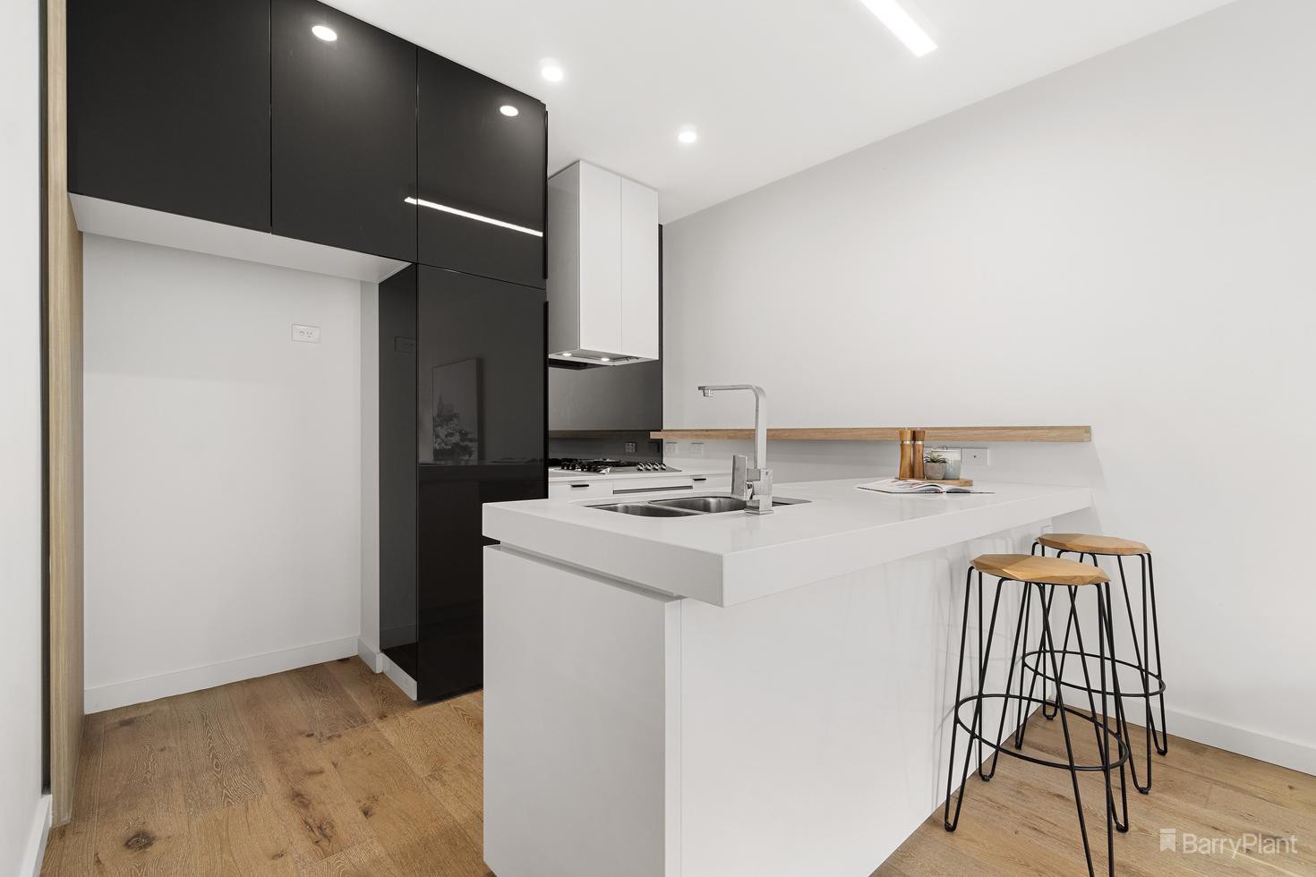 15A Henry Street, Doncaster, VIC 3108, Doncaster - Thumbnail 4